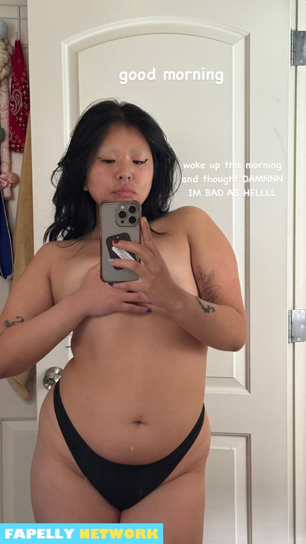 Chloroblasts NakenOnlyFans Foto #4
